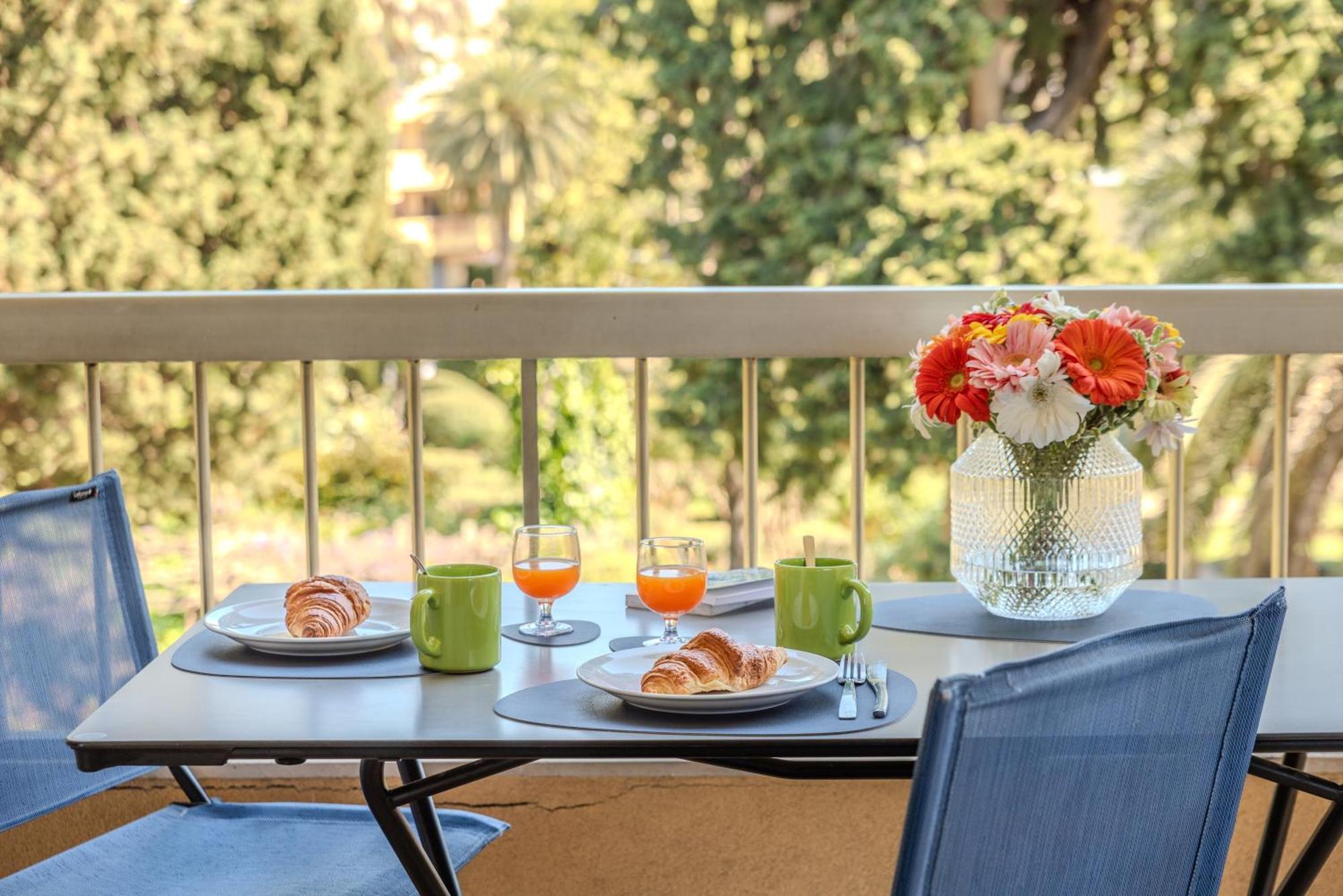 Les 15 Pins & La Mer -Your Green Getaway Near Sea & Beach Antibes Exteriér fotografie